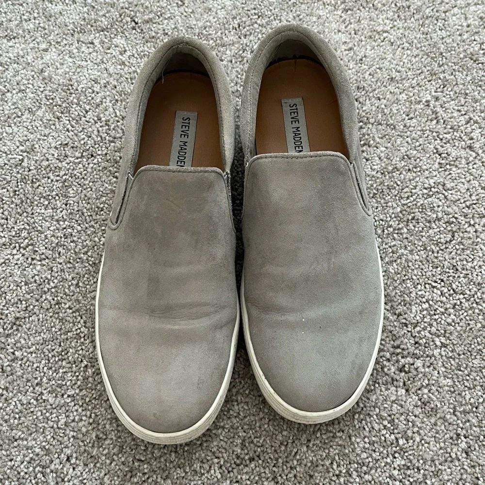 Steve Madden Women’s Slip-On Sneakers Size 9 Light Grey Casual Shoes